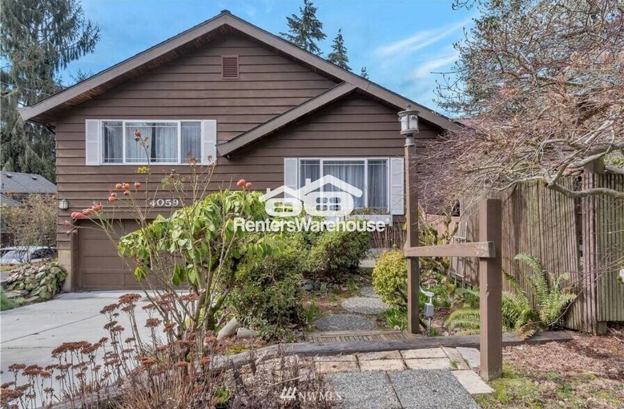 Primary Photo - 14059 22nd Ave NE