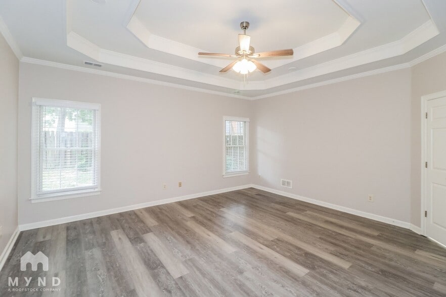 Building Photo - 1624 Wayside Cove