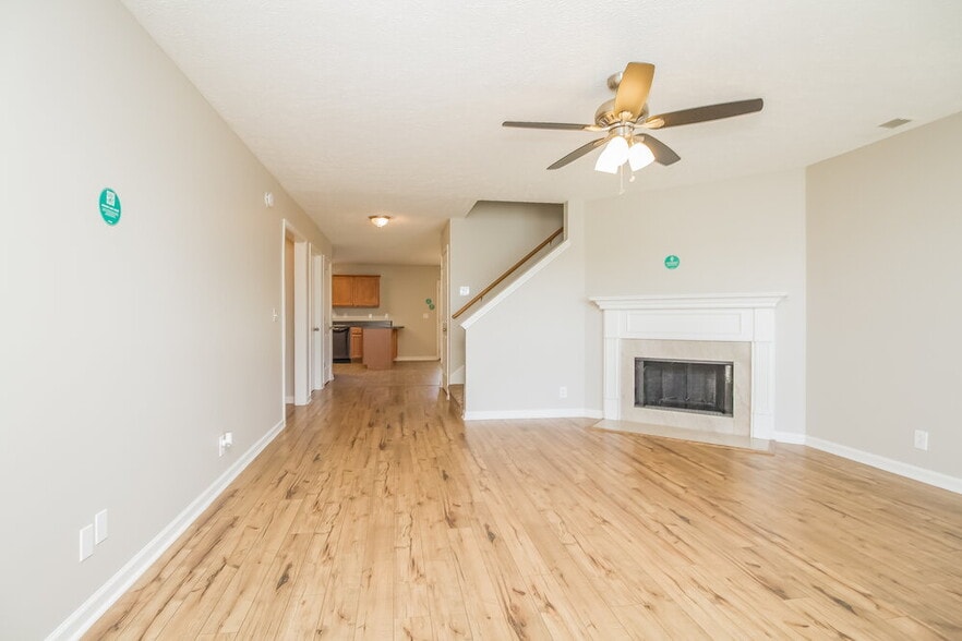 Building Photo - 3334 Perlino Dr