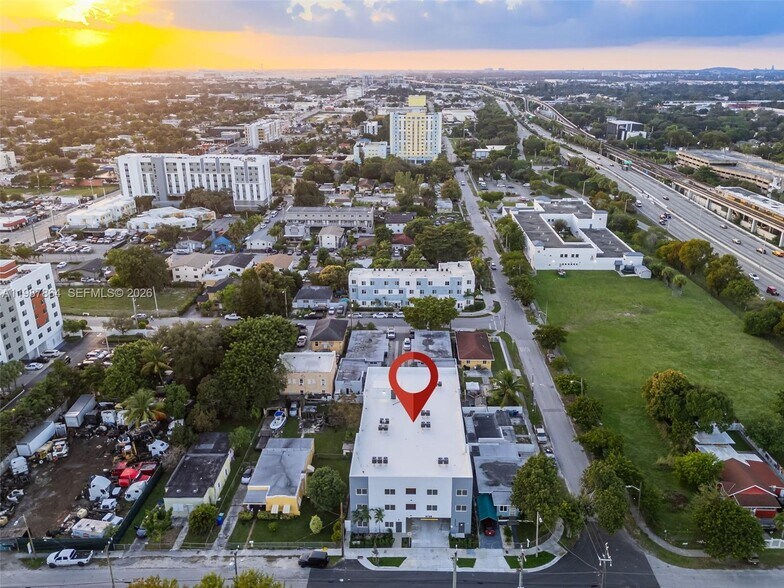 Building Photo - 3728 NW 19th Ave