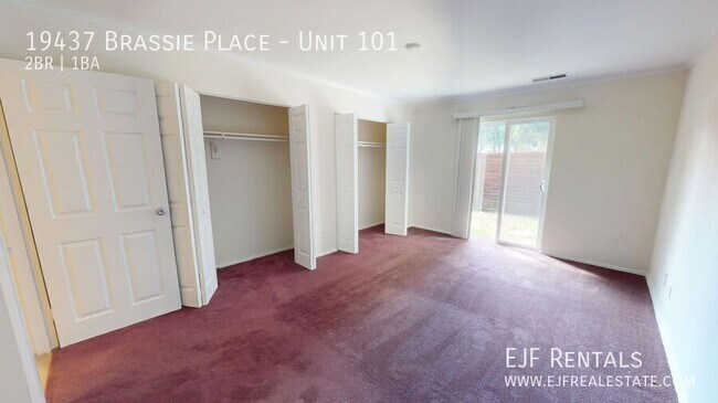 Building Photo - 19437 Brassie Pl
