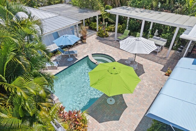 Building Photo - 430 N Ocean Breeze