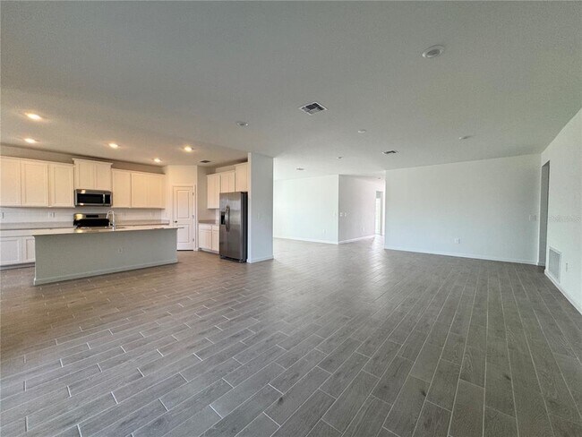 Building Photo - 8885 SW 68th Ter Rd