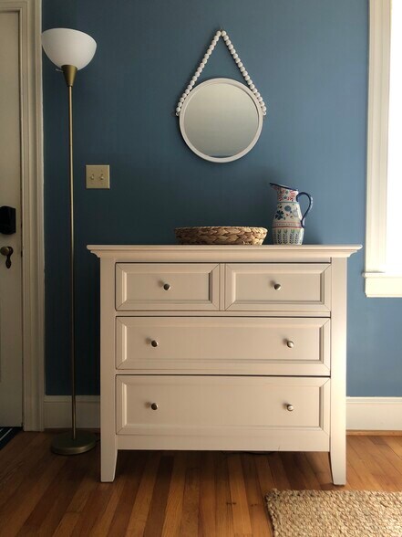 Building Photo - 109 Vintage Ave