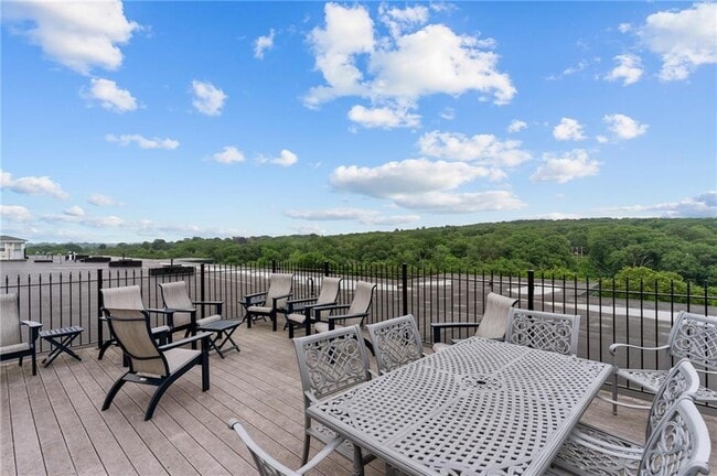 Building Photo - 1 Tupperware Dr