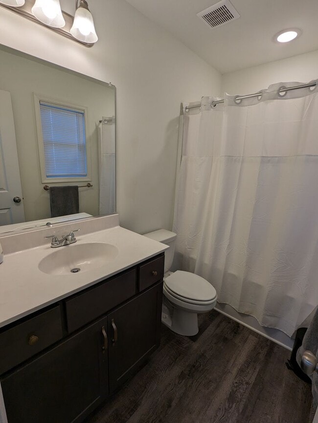 Building Photo - 3 bedroom house in Cumberland