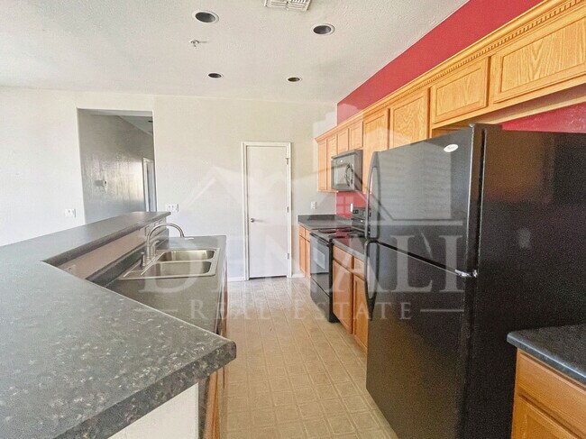 Building Photo - 1417 N 80th Ln