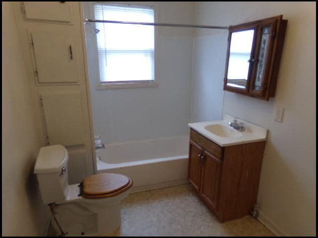 Building Photo - 4022 W 25th St