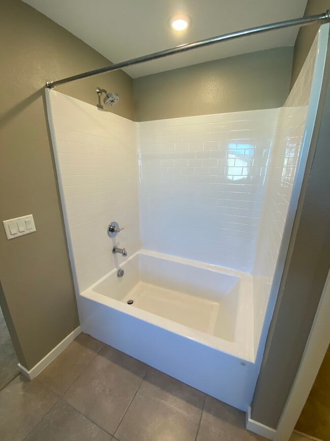 Building Photo - 3192 Timorasso Ave