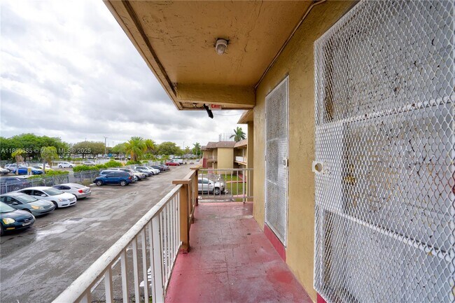 Building Photo - 301 NW 177th St