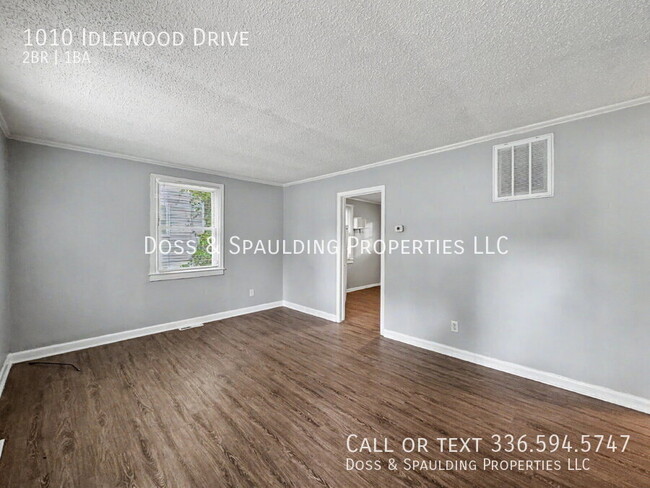 Building Photo - 1010 Idlewood Dr