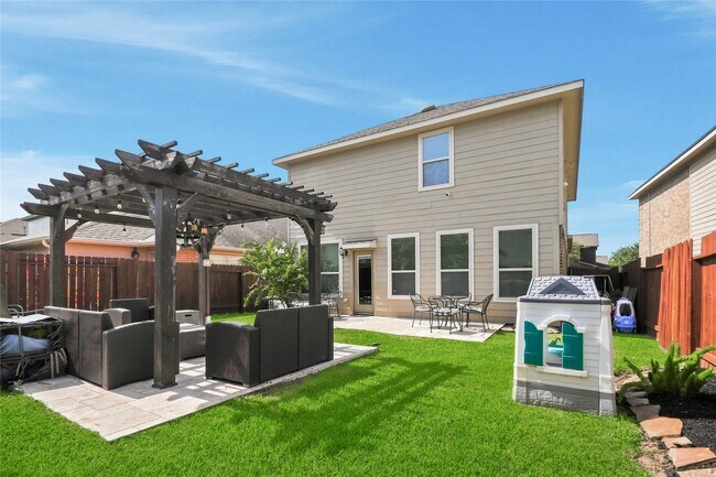 Building Photo - 3418 Bainbridge Hill Ln