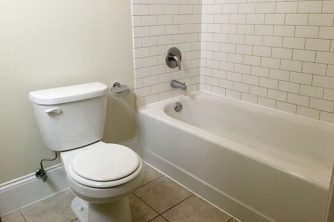 Floorplan - 5111 S. Kimbark Avenue