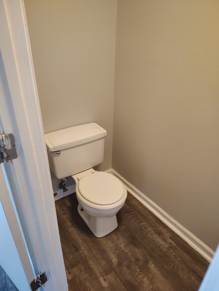 Building Photo - 22 Fonda Dr