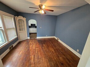 Building Photo - 837 Alhambra Rd