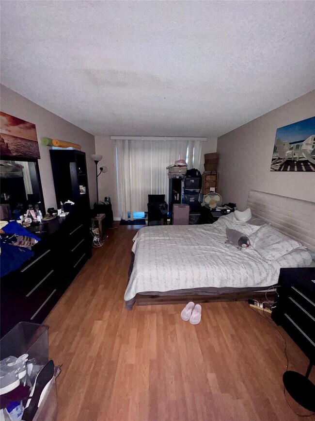 Building Photo - 701 Three Islands Boulevard