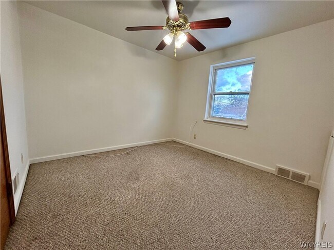 Building Photo - 52 McKinley Pkwy