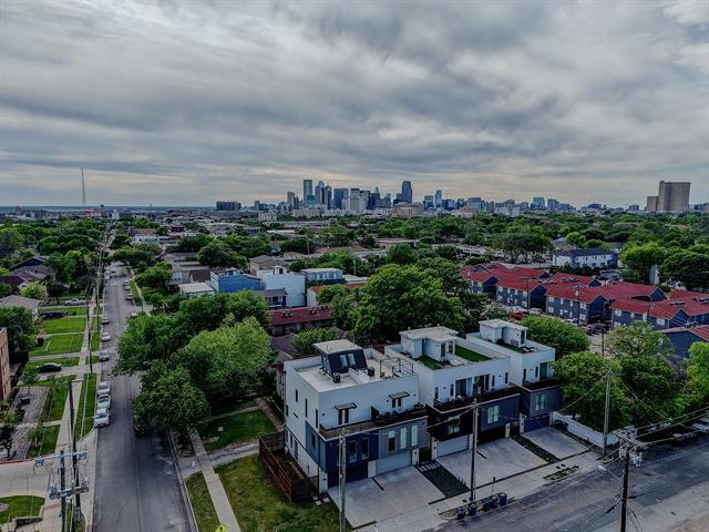 Building Photo - 183 S Prairie Ave