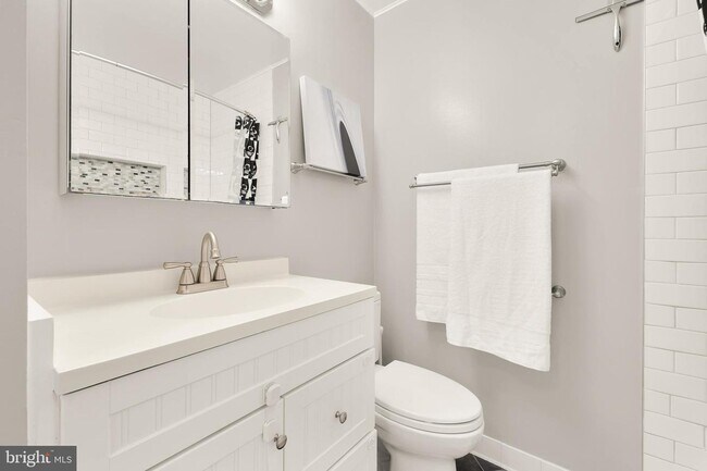 Building Photo - 10913 Bucknell Dr