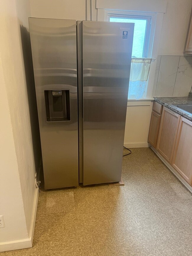 Building Photo - 5 Colorado Ave