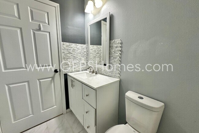 Building Photo - 105 Forge Dr