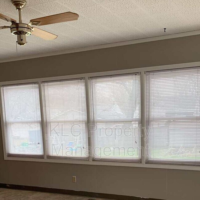 Building Photo - 3939 14th St