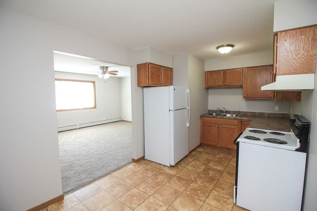 Building Photo - Terrace Heights 2 Bedroom