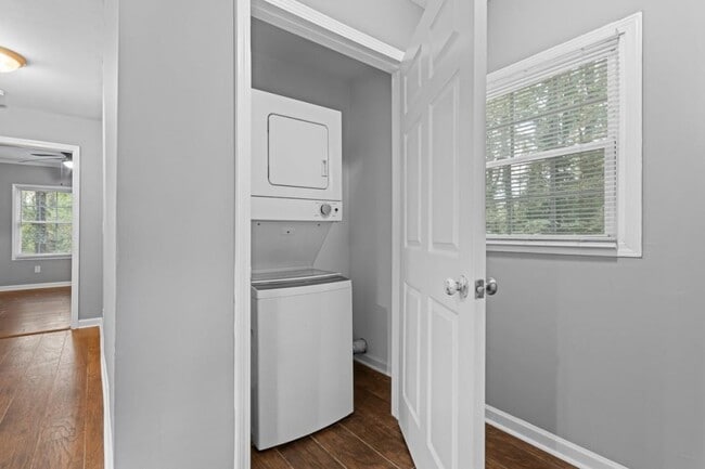 Building Photo - 2783 Oldknow Dr NW