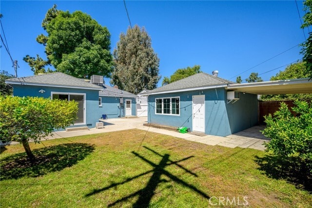 Building Photo - 6438 Densmore Ave