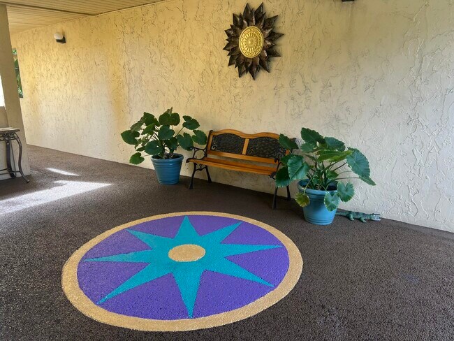 Building Photo - 2615 NE 3rd Ct