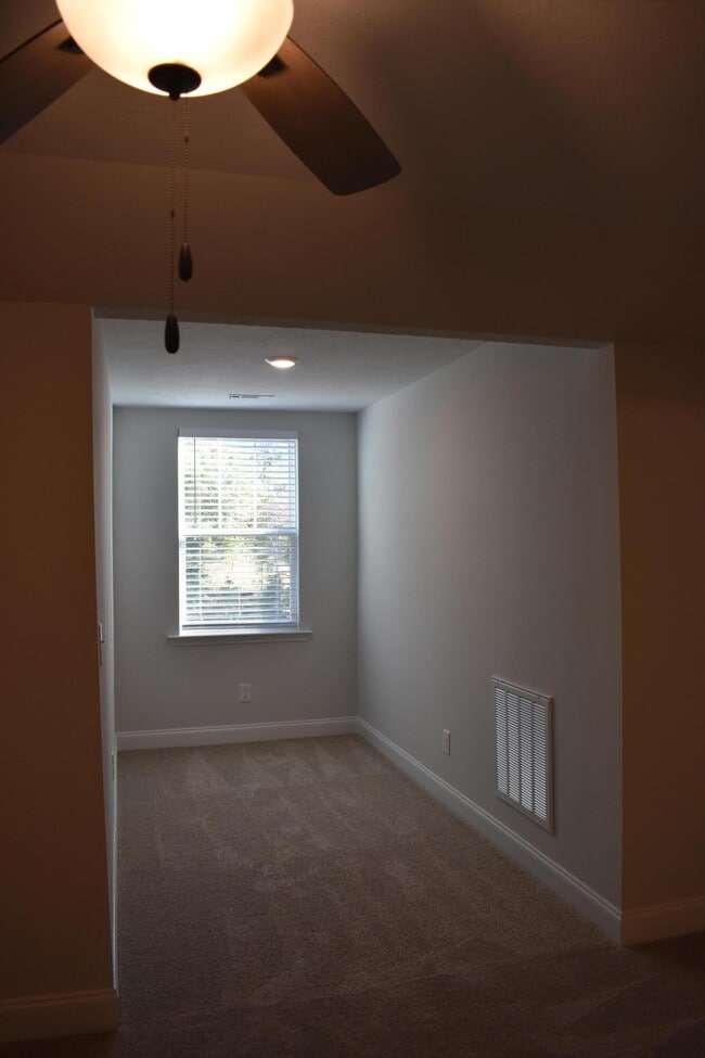 Building Photo - 4190 Taylor Pond Rd