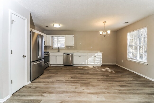 Building Photo - 4123 Chanticleer Dr NW