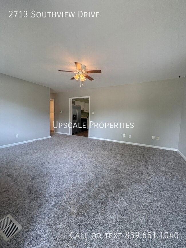 Building Photo - 2713 Southview Dr