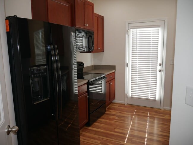 Building Photo - 2446 Hartfield Cir