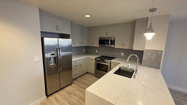 Building Photo - 38 N Almaden Blvd