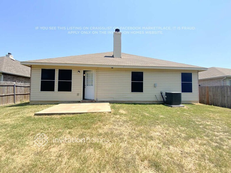 Building Photo - 713 Wrigley Dr