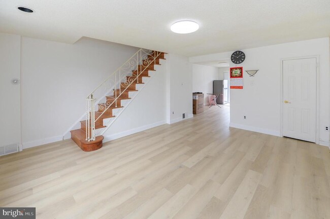 Building Photo - 2019 S Etting St