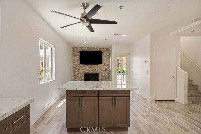 Building Photo - 260 Victoria St