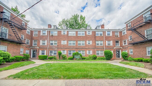 Building Photo - 33 Branch Brook Pl