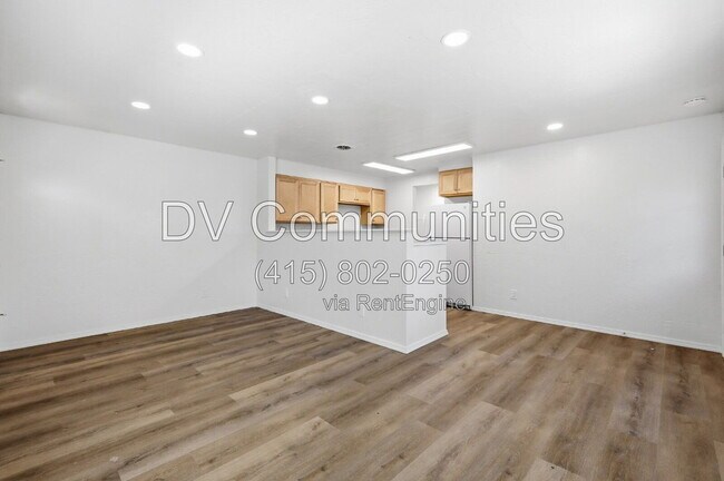 Building Photo - 47803 Harris St