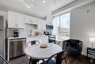 Building Photo - West Campus 2x1 @ Avia Apartments