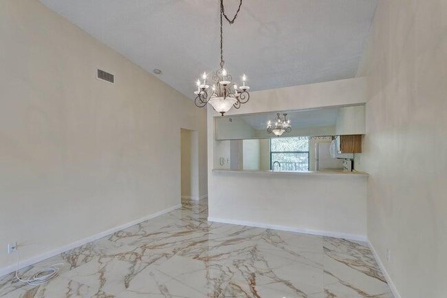 Building Photo - 401 Sabal Ridge Cir