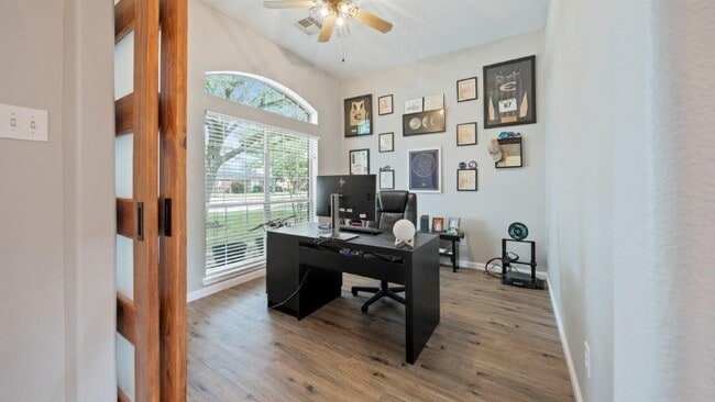 Building Photo - 6163 Darlington Ct