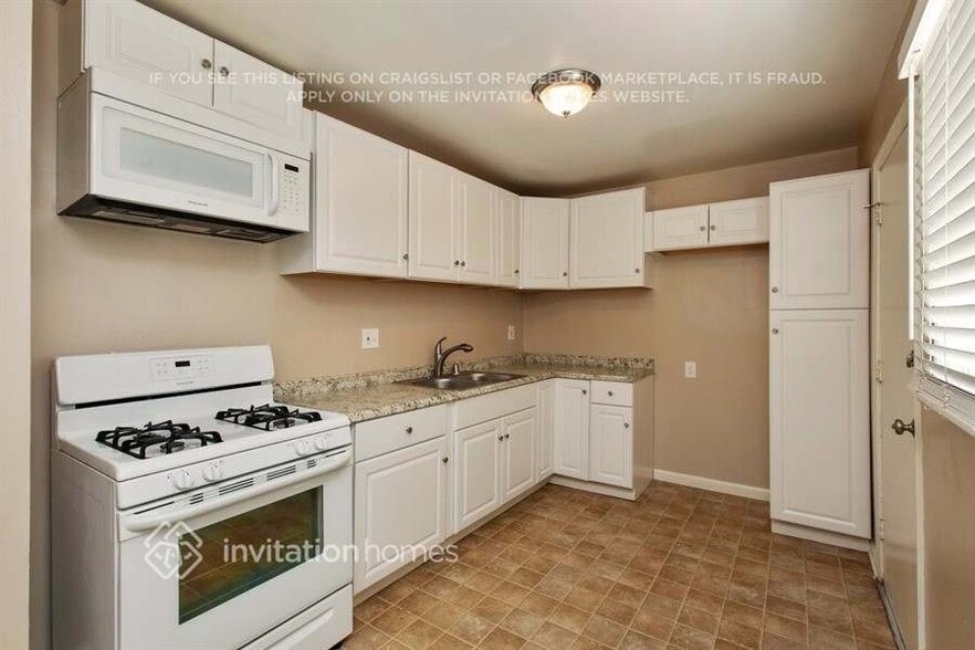 Building Photo - 14918 Prichard St