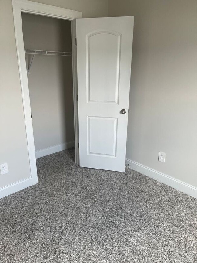 Building Photo - BRAND NEW, energy-efficient condo townhous...