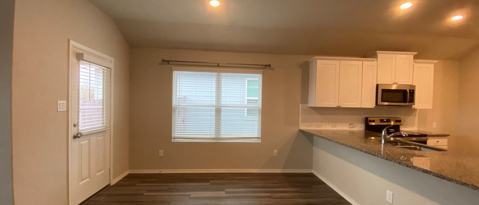 Building Photo - 10410 Waverunner-