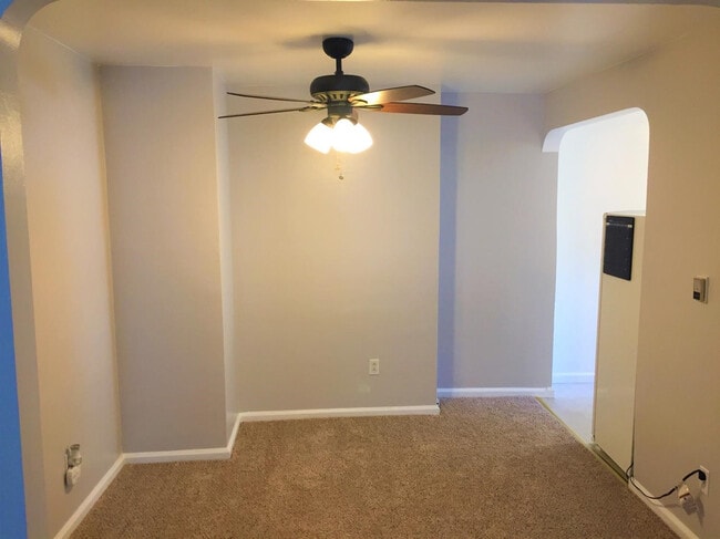 Building Photo - 76 1st St