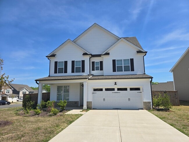 Building Photo - Perfect Mebane Location!