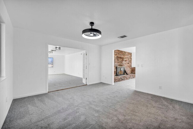 Building Photo - Country Living Single Story Home in Spanish Springs