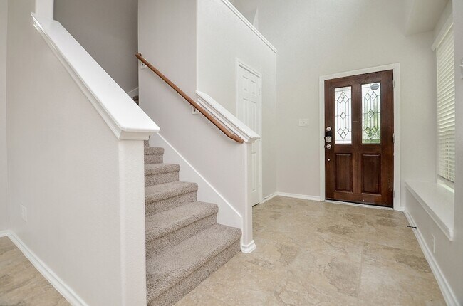 Building Photo - 6458 Calgary Woods Ln
